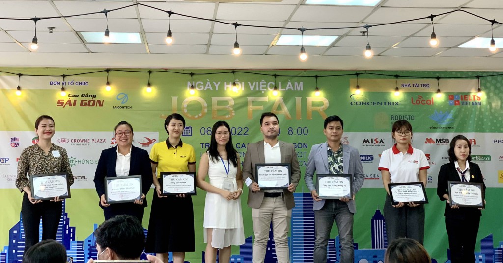  trang web cá cược bóng đá hợp pháp
 tham gia Saigontech Job Fair 2022