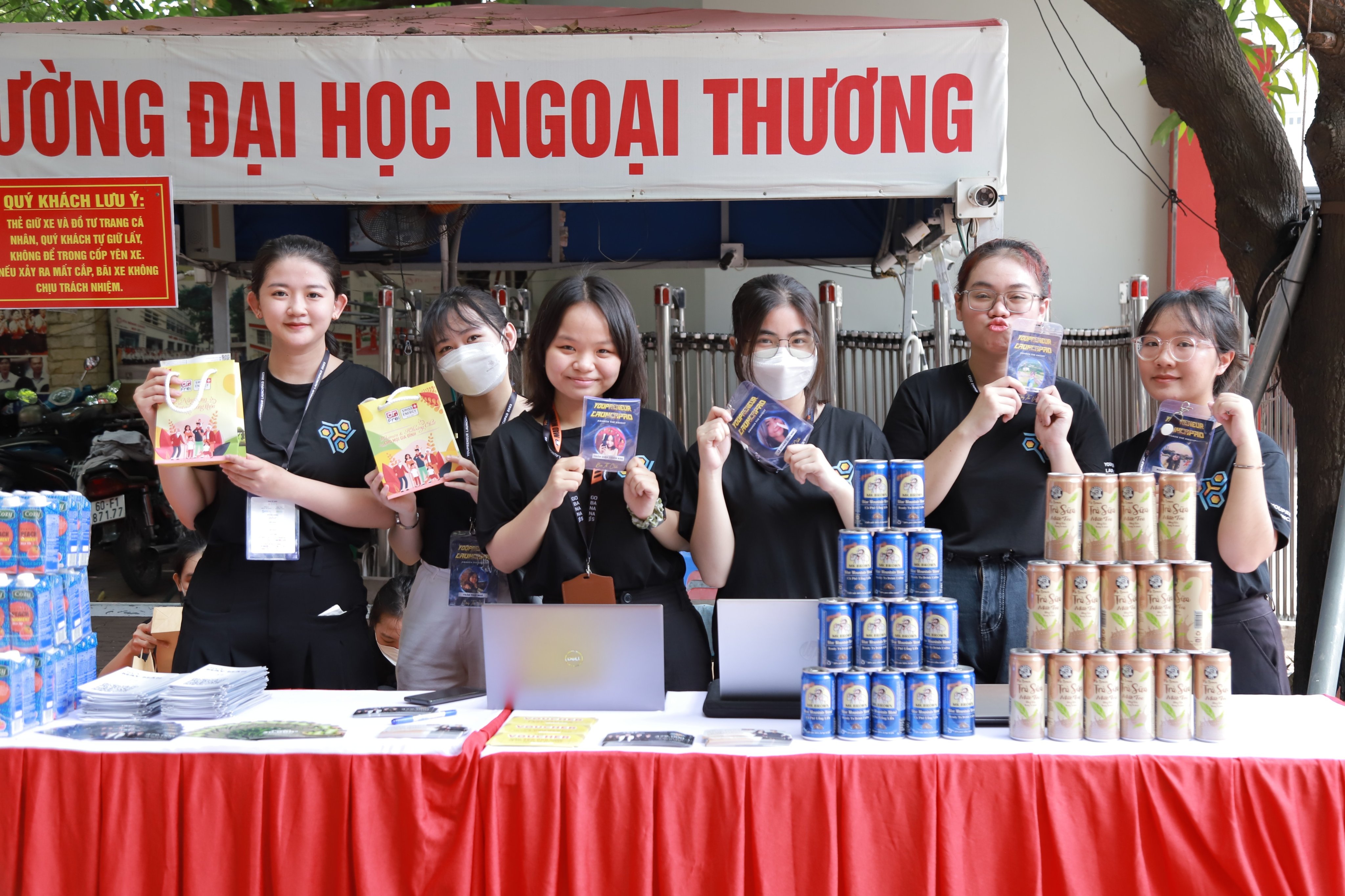 Các nhóm thí sinh xuất sắc nhất